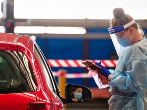 İngiltere’de son 24 saatte 14 bin 104 vaka