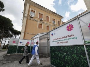 İtalya’da son 24 saatte Covid-19’a bağlı 307 can kaybı