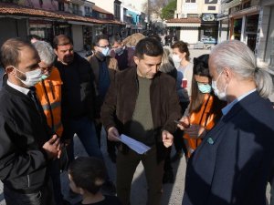 Kuşadası’nda esnafa dış cephe desteği