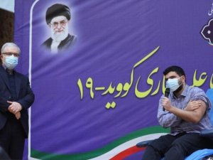 İran’da Covid-19’a karşı aşılama başladı