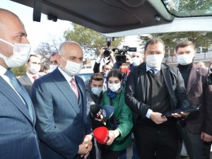 Bakan Karaismailoğlu: “Türkiye’nin uzun yıllar kanayan bir yarası olan trafik kazaları maalesef geçmişte çok can aldı, çok şükür o günler geride kaldı”
