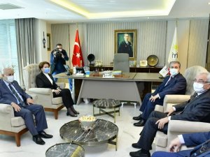 Destici’den Akşener’e ’yeni anayasa’ ziyareti