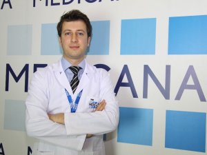 Doç. Dr. Ay: “Meme kanserinde ailesel geçiş olabilir”