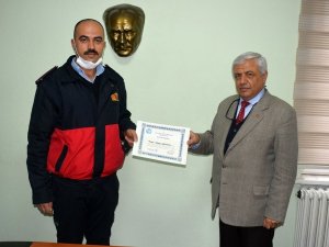 İscehisar’da itfaiye personeline hizmet içi eğitim verildi