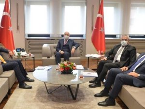 Karabük heyeti Bakan Karaismailoğlu ile bir araya geldi