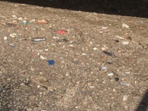 Kurbağalıdere’de çöp yığını oluştu