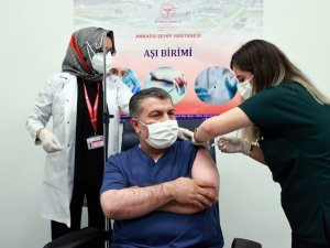 Bakan Koca: "28. gün ikinci doz aşımı oldum”