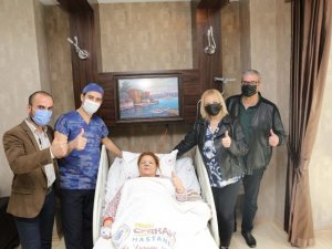 Güzelleşmek için Fas’tan Denizli’ye geldi