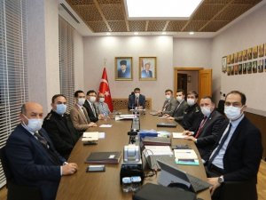 Vali Çelik: "Rehavete kapılmamalıyız"