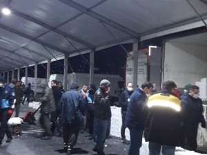 Gürpınar Su Ürünleri Hali’nde 2 ton hamsiye el konuldu