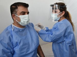 Van’daki korona virüs aşılamasında yan etkiye rastlanmadı