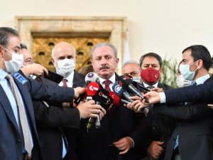 TBMM’de Füreya Koral sergisi açıldı