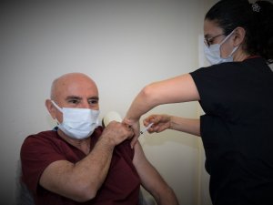 Çorum’da korona virüs aşısının ikinci dozu yapılmaya başlandı