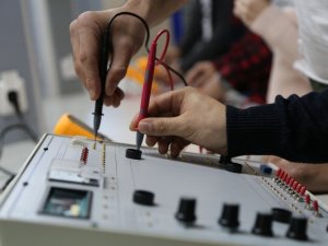 Milli teknoloji hamlesi için eğitmenlik yapacaklar