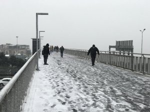 İstanbul’da kar yağışı başladı