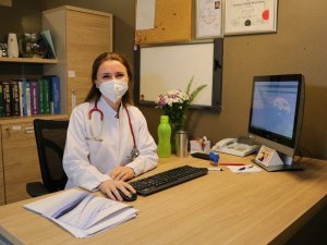 2 yaşından itibaren çocuklar maske takmalı