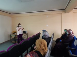 Şuhut Kadın Kültür Evi’nde ’Evde Gıda Hijyeni’ konulu seminer