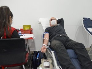 Tepebaşı personelinden kan bağışı