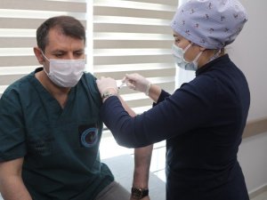 Vali Salih Ayhan, “Aşıda hiçbir sakınca yoktur”