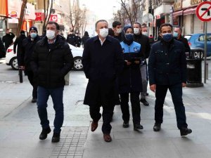 Bağcılar zabıtası ve polisinden ortak virüs operasyonu