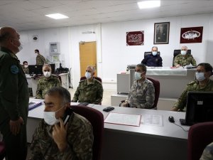 Akar: