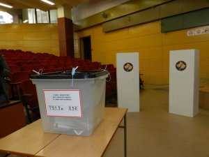 Kosova’da sandık çıkış anketlerine göre Vetevendosje seçimi önde götürüyor
