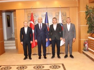 Türkiye Çimse-İş Sendikası üyelerinin yüzü gülüyor