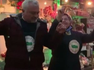 Simavlı çiçekçinin ’Sevgililer Günü’ sevinci