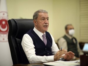 Bakan Akar’dan kuvvet ve birlik komutanlarıyla toplantı