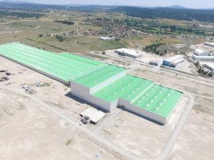 Seramik fabrikasında Assan Panel imzası