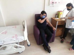 Kaymakam Dolaş korona virüs aşısı oldu
