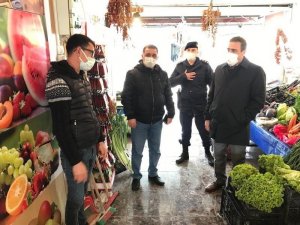 Burhaniye Kaymakamı Koronavirüs denetimlerine katıldı