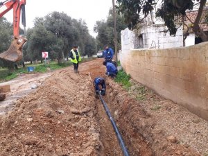 Milas Beçin’de içme suyu hatları yenileniyor