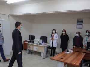 Silvan Kaymakamı Öztürk, İlçe Sağlık Müdürü Utangaç ile bir araya geldi