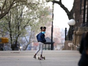 ABD’de 3 milyondan fazla çocuk Covid-19’a yakalandı