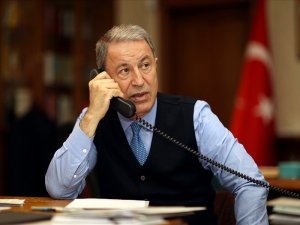 Bakan Akar, İngiltere Savunma Bakanı Wallace ile telefonda görüştü
