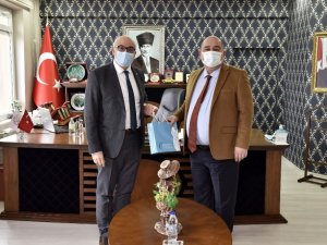 Rektör Ataç Ahmetli’de temaslarda bulundu