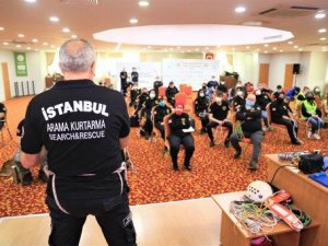 Gaziosmanpaşa Arama Kurtarma Derneği’ne malzeme desteği