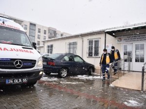 Kar yağışına rağmen ambulans hizmeti devam etti