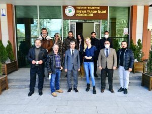 Başkan Çınar, sanatçıları doğal ürünler pazarında ağırladı