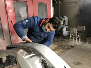 Kar yağışı sonrası oto sanayilerde yoğun mesai