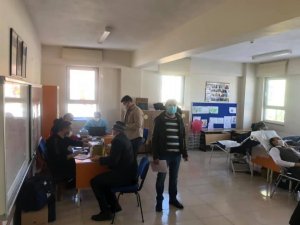 Kaymakam, asker ve polisten kan bağışı kampanyasına destek
