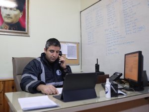 Başkan Gökhan Yüksel, karla mücadele ekiplerinin yoğun mesaisine katıldı