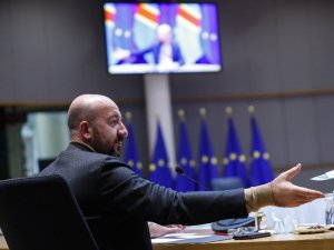 AB, İran ile olan nükleer anlaşmayı destekliyor