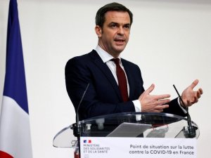 Fransa’da Covid-19 hastalarının karantina süresi 10 güne çıkarıldı