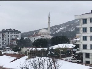 İstanbul’da yüksek kesimlerde kar yağışı başladı