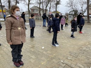Mahalle ve köy okullarında yüz yüze eğitim başladı