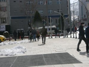 Afyonkarahisar’da dondurucu soğuklar hayatı olumsuz etkiliyor
