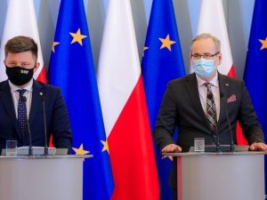 Polonya’da korona virüsün Güney Afrika mutasyonu görüldü