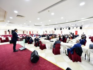 Mamak Belediyesinden muhtarlara bilgisayar